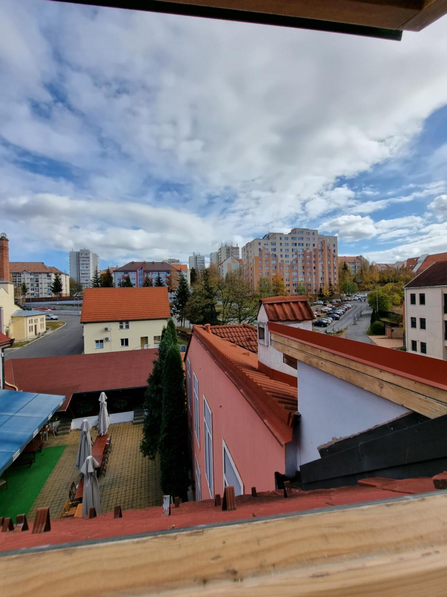 Pensiunea Korona And Restaurant Меркуря-Чук Экстерьер фото