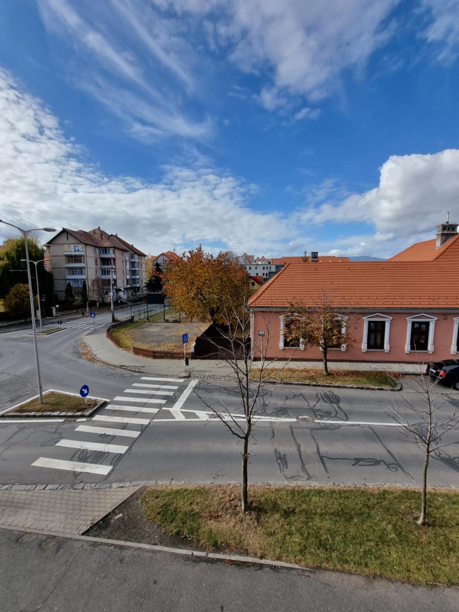 Pensiunea Korona And Restaurant Меркуря-Чук Экстерьер фото